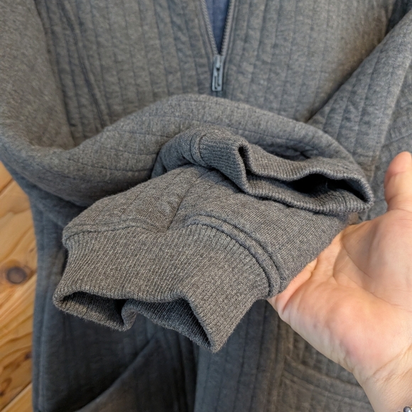 Lunya Charcoal Restore Double Knit Half Zip Pullover Size Medium - Picture 5 of 7